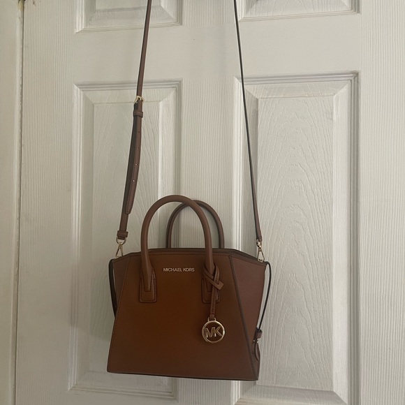 ↠ SOLD ↞ - Picture 4 of 11